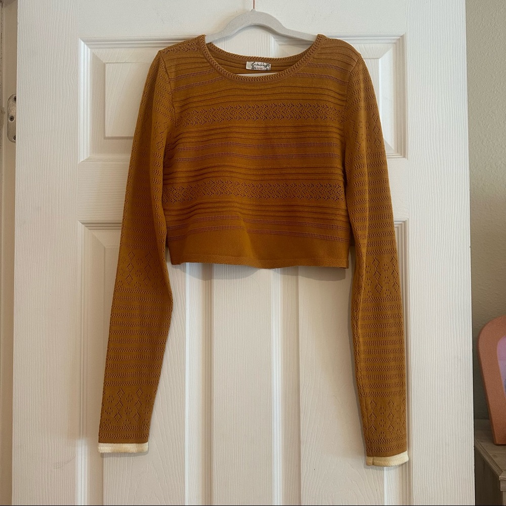 Free people crop crochet style long sleeve